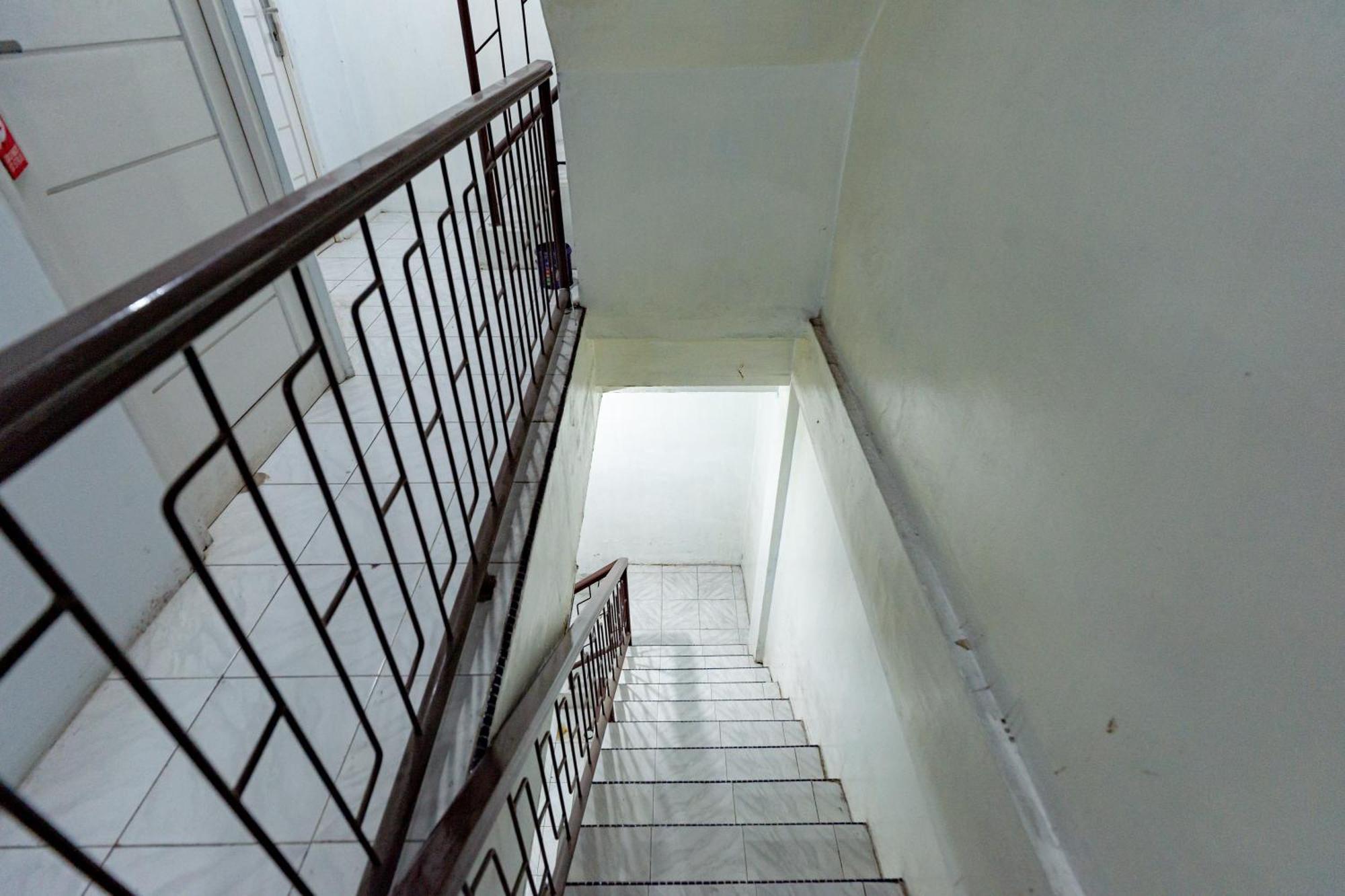 Reddoorz Near Rsud Dr Pringadi Medan 3酒店 外观 照片