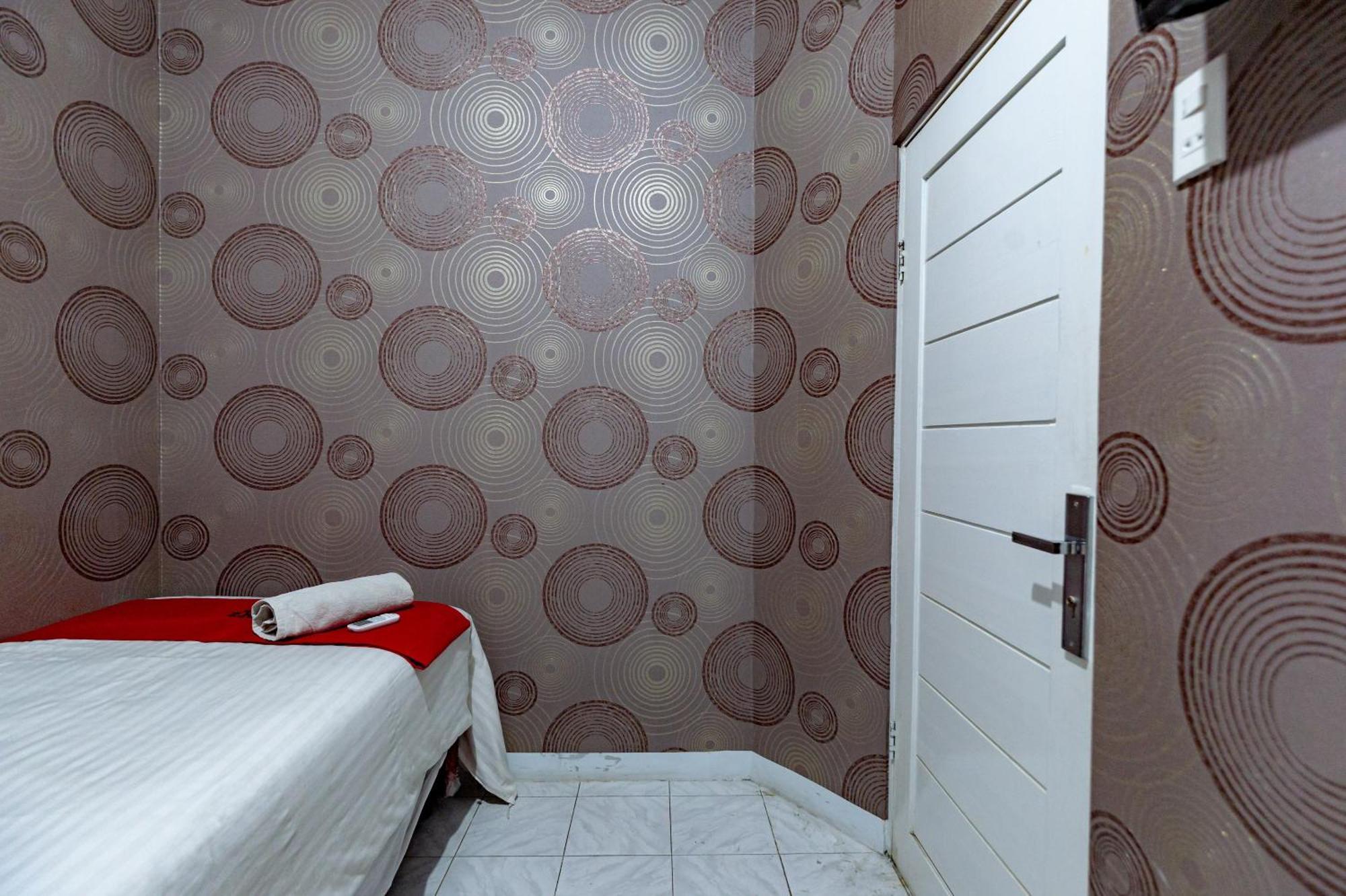 Reddoorz Near Rsud Dr Pringadi Medan 3酒店 外观 照片