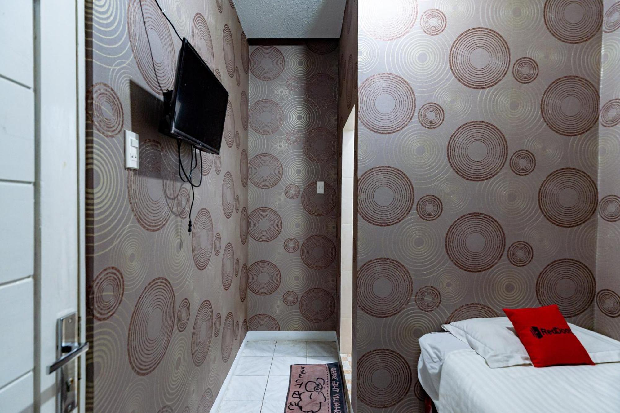 Reddoorz Near Rsud Dr Pringadi Medan 3酒店 外观 照片