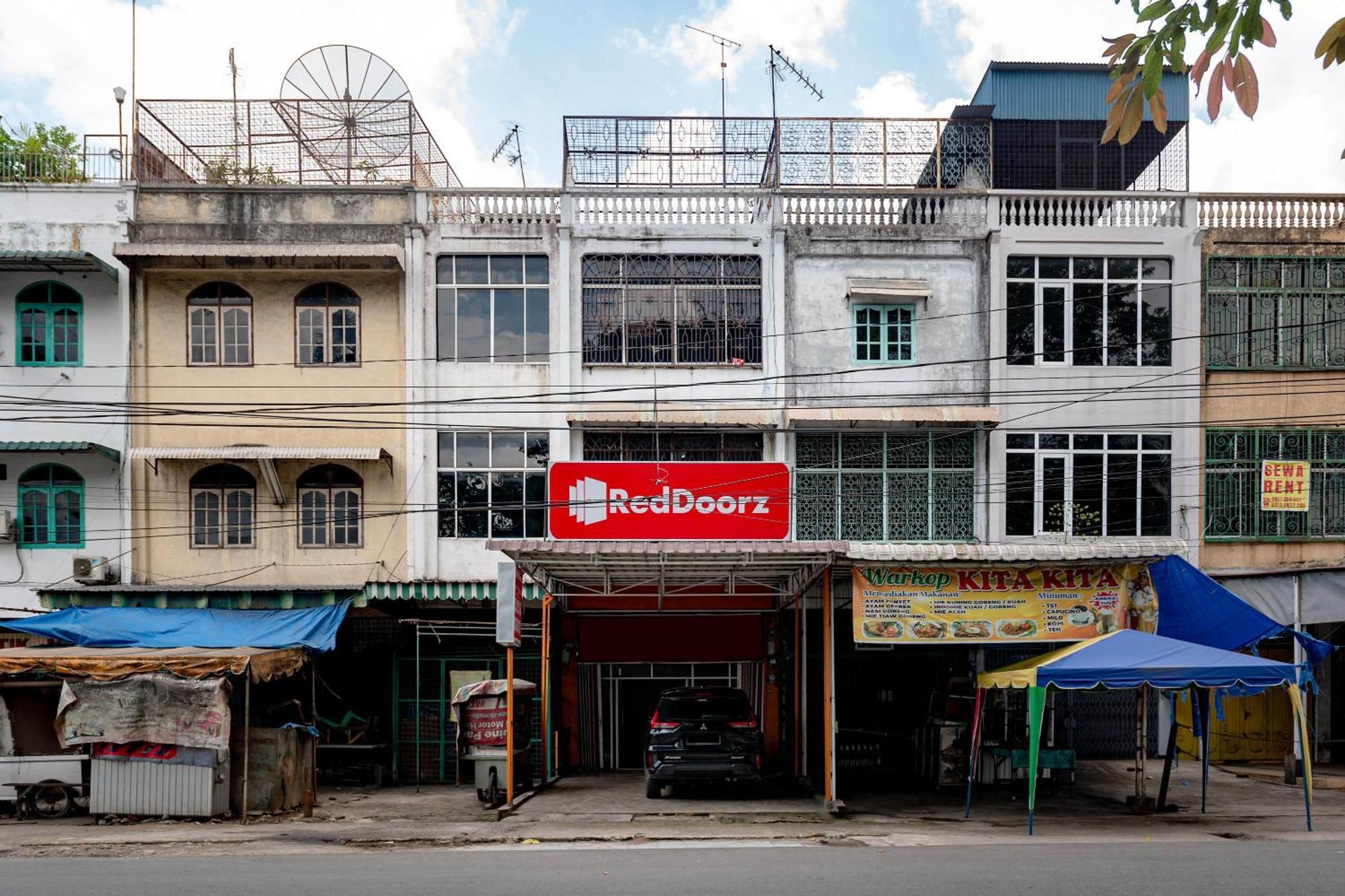 Reddoorz Near Rsud Dr Pringadi Medan 3酒店 外观 照片